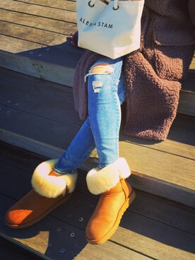 「searoomlynn#ALEXIASTAM#Americaneagl#UGG#江ノ島#sea」｜まりさん（レディース・162cm）の冬コーディネート
