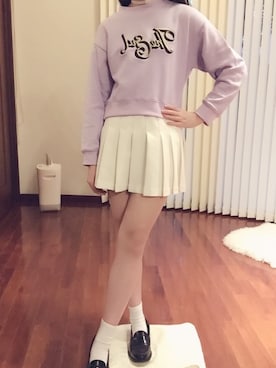 「アイテム（スウェット）」を使った、めろんぱん 。さん（レディース・162cm・10代）の冬コーディネート