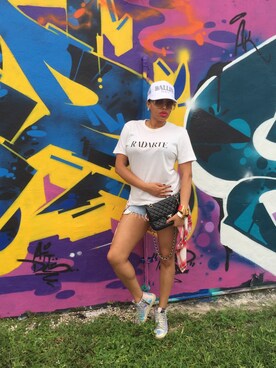 「USA」｜「アイテム（アクセサリー）」を使った、Abby Love さん（レディース・165cm）の秋コーディネート