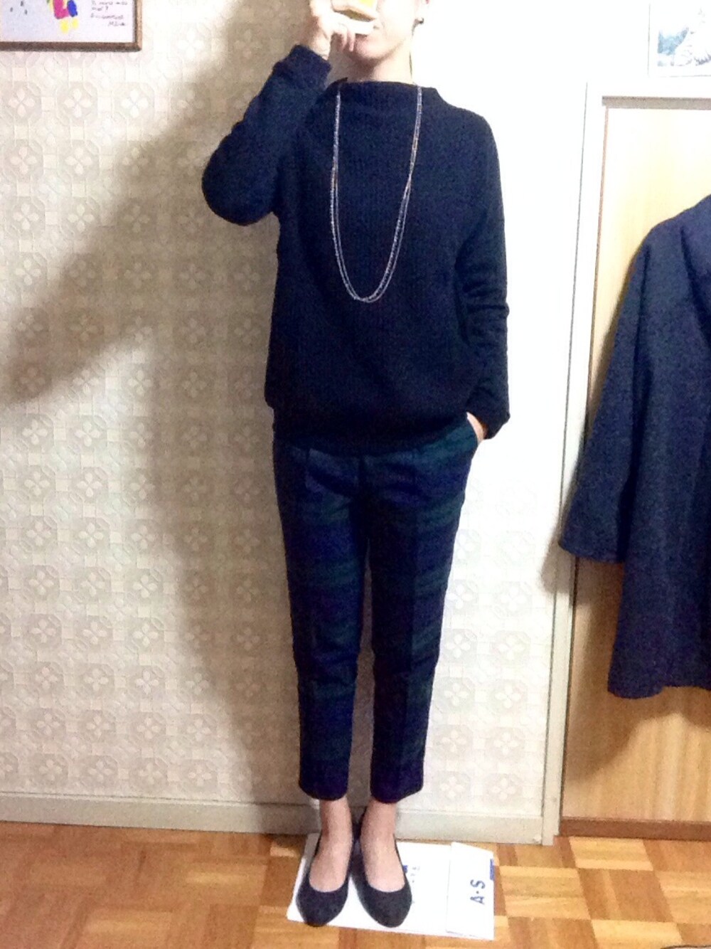 「チェックパンツ、セーター」｜「ROPE' PICNICのアイテム（その他パンツ、グリーン系）」を使った、ticaさん（レディース・168cm）の秋コーディネートの1枚目の写真