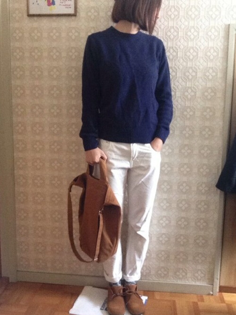 「青ニット」｜「UNIQLOのアイテム（ニット/セーター、ブルー系）」を使った、ticaさん（レディース・168cm）の冬コーディネートの1枚目の写真