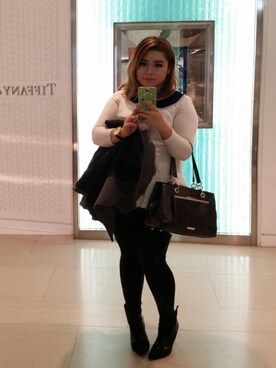 「NINE WEST（ナインウエスト）のアイテム（バッグ）」を使った、Charlotte Tsang曾凱晴さん（レディース・161cm）の秋コーディネート