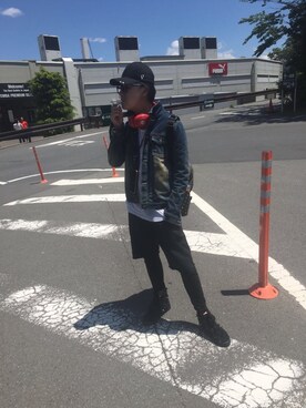 「BBSのアイテム（Tシャツ/カットソー、ホワイト系）」を使った、Garyさん（メンズ・168cm）の秋コーディネート