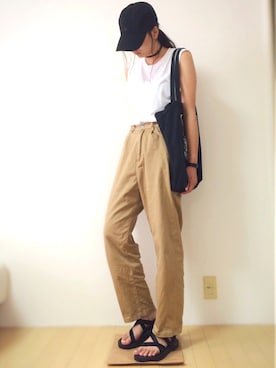 「RNA」｜「アイテム（スラックス）」を使った、かりんさん（レディース・166cm）の夏コーディネート