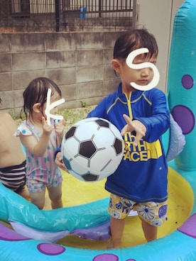 「ノースフェイス」｜「アイテム（水着/着物・浴衣）」を使った、tomoさん（キッズ・100cm）の夏コーディネート