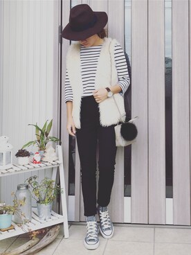「H&M（エイチ・アンド・エム）のアイテム（ベスト、ホワイト系）」を使った、musainaeriさん（レディース・153cm）の秋コーディネート