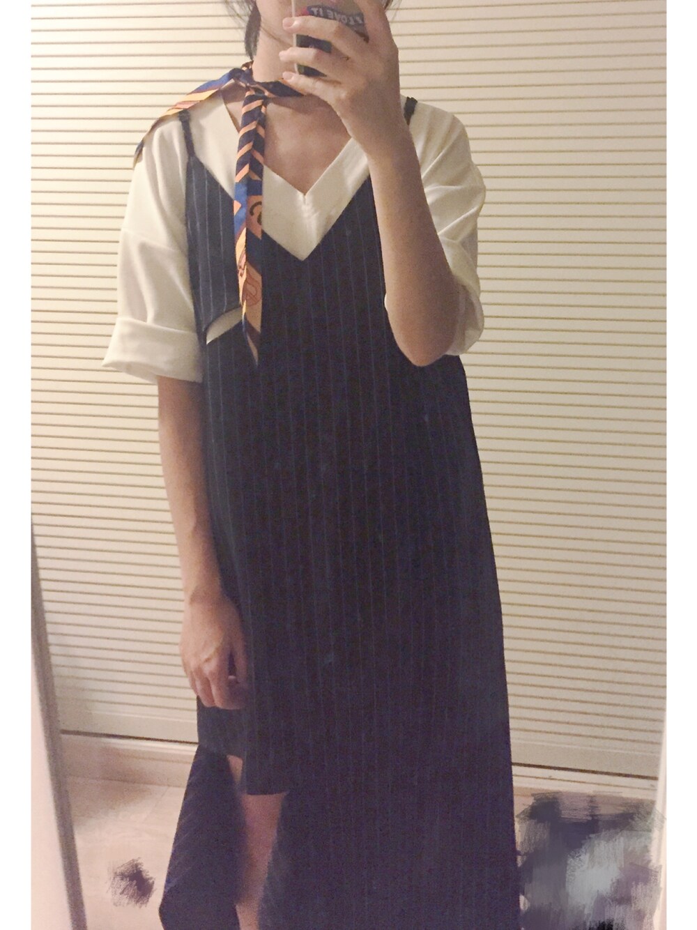 「slip dress、workday」｜「fanfanのアイテム（ワンピース、ブルー系）」を使った、陈石榴さん（レディース・167cm）の夏コーディネートの1枚目の写真