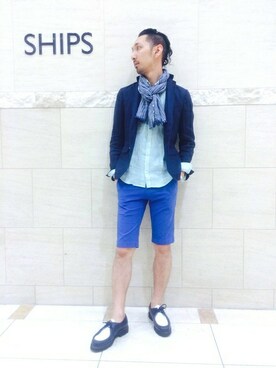 「アイテム（ストール/ショール、ブルー系）」を使った、大山さん（メンズ・175cm）の春コーディネート