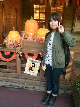 「halloween」｜「アイテム（ミリタリージャケット）」を使った、まみさんさん（レディース・162cm）の秋コーディネート
