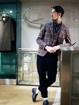 「EDIFICE（エディフィス）のアイテム（テーラードジャケット）」を使った、TERAさん（メンズ・183cm）の秋コーディネート