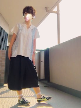 スニーカーを使った 黒ガウチョ の人気ファッションコーディネート Wear