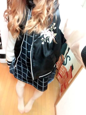 「ラフスタイル」｜「アイテム（スタジャン）」を使った、Maina✩*さん（レディース・168cm）の春コーディネート