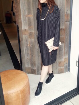 「L'ATELIER FENETRE（ラトリエ フネートル）のストライプタートルビッグワンピース（ワンピース、ブラック系）」を使った、yokomoriさん（レディース・156cm）の秋コーディネート