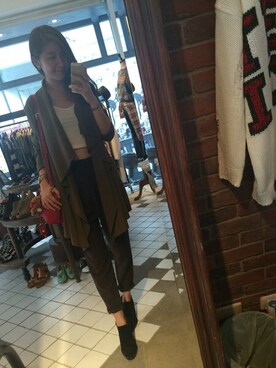 「アイテム（ピーコート）」を使った、Nicole Shenさん（レディース・164cm・10代）の秋コーディネート