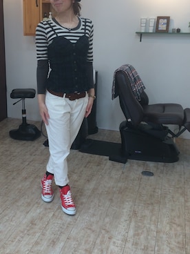 「コンバース ハイカット」｜「アイテム（ハンチング/ベレー帽）」を使った、秋谷 幸代さん（レディース・165cm）の春コーディネート