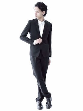 「SRIVER」｜「アイテム（スラックス）」を使った、藤木亮介さん（メンズ・174cm）の冬コーディネート