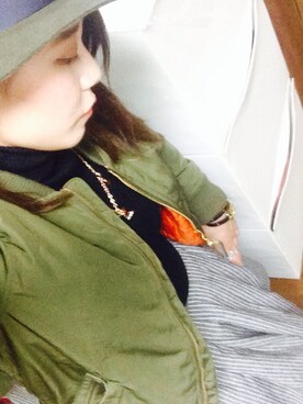 「ストライプスカート」｜「アイテム（ブルゾン）」を使った、Reiyanさん（レディース・157cm）の秋コーディネート