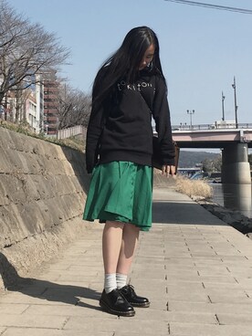 「skirt」｜「アイテム（スウェット）」を使った、yurinaさん（レディース・162cm）の春コーディネート
