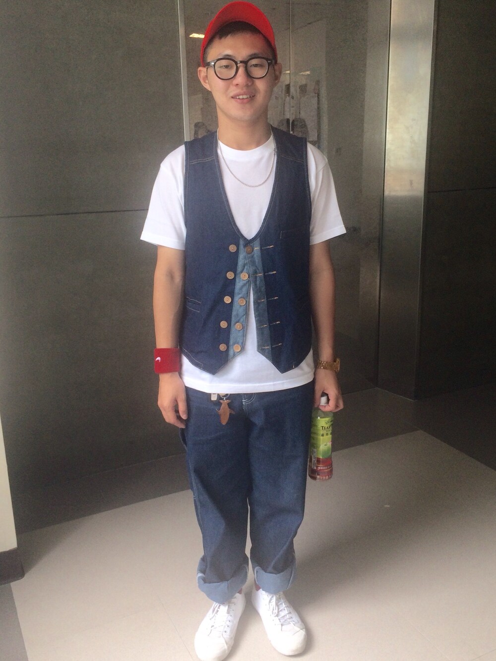 「street、streetfashion、WEARBOOKエントリー、PUMA、UNIQLO、pointer brand、LOSERS」｜「PUMAのアイテム（サンバイザー、レッド系）」を使った、Rayさん（メンズ・163cm）の春コーディネートの1枚目の写真