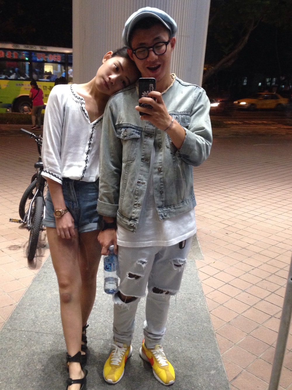 「WEARBOOKエントリー、street、cheap monday、UNIQLO、ZARA、NIKE」｜「CHEAP MONDAYのアイテム（デニムジャケット、ブルー系）」を使った、Rayさん（メンズ・163cm）の秋コーディネートの1枚目の写真