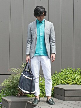 「TOMMY HILFIGER（トミーヒルフィガー）のアイテム（テーラードジャケット）」を使った、HIROさん（メンズ・174cm）の春コーディネート