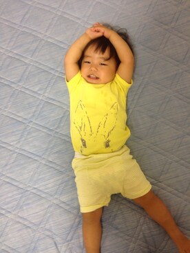 「アイテム（ルームウェア/パジャマ、イエロー系）」を使った、fumiさん（キッズ・100cm）の秋コーディネート