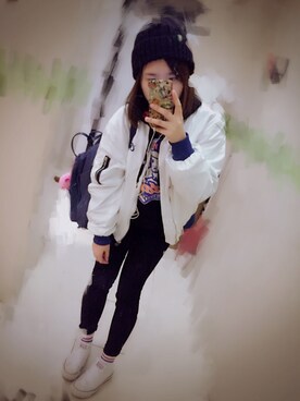 「BSX（ビーエスエックス）のアイテム」を使った、Viki Ngさん（レディース・161cm）の冬コーディネート