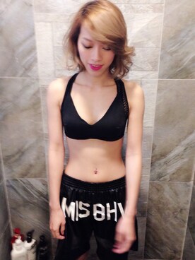 「MISBHV（ミスビヘイブ）のアイテム（パンツ）」を使った、Suki Wong さん（レディース・163cm）の夏コーディネート