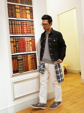 「ホワイトパンツ」｜「アイテム（ジャケット/アウター）」を使った、akir@さん（メンズ・170cm）の春コーディネート
