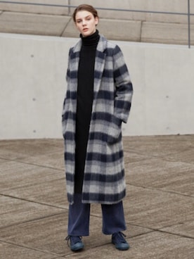 「ADAM ET ROPE'（アダムエロペ）のアイテム（チェスターコート）」を使った、ADAM ET ROPE'さん（レディース・155cm）の秋コーディネート