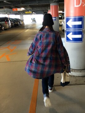 「アイテム（シャツワンピース、レッド系）」を使った、edaccoさん（レディース・153cm）の秋コーディネート