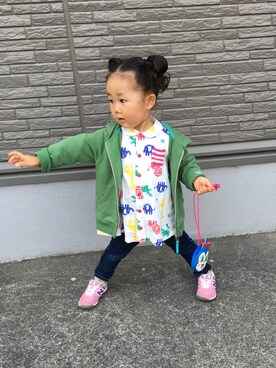 「URBAN RESEARCH DOORS（アーバンリサーチドアーズ）のアイテム（パーカー）」を使った、himarinaさん（キッズ・90cm）の春コーディネート