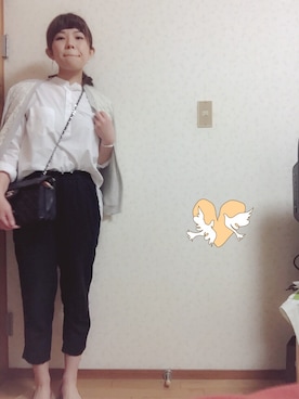 「SCALA（スカラ）のアイテム（アクセサリー）」を使った、あゆみさん（レディース・156cm）の春コーディネート