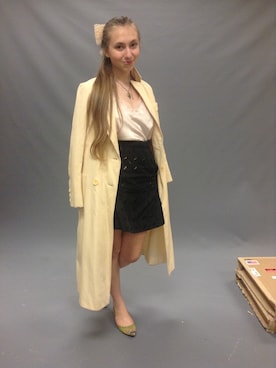 「Dior」｜「アイテム（チェスターコート）」を使った、Alanna Josephineさん（レディース・157cm）の冬コーディネート