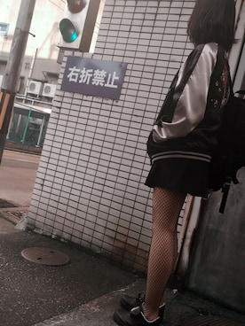 「66girlsのアイテム（Skirt、ブラック系）」を使った、kokoさん（レディース・168cm）の春コーディネート