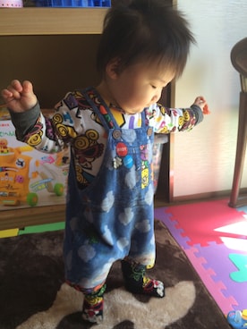 「ヒスミニ」｜「アイテム（サロペット/オーバーオール）」を使った、怪獣ｍａｍａ◦̈⃝*⑅さん（キッズ・70cm）の春コーディネート
