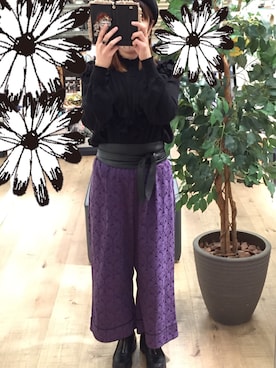 「abcdevol（エービーシーディーイーボル）のアイテム（ブーツ）」を使った、waneさん（レディース・156cm）の秋コーディネート