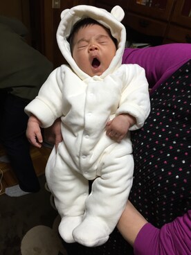 「babygap」｜「アイテム（カバーオール）」を使った、miiiさん（キッズ・60cm）の春コーディネート