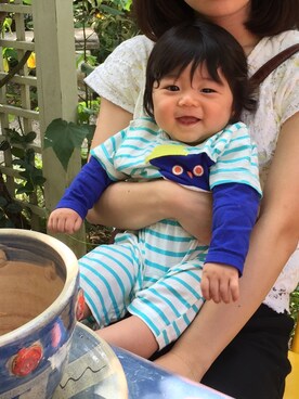 「アイテム（ママ＆ベビー、グリーン系）」を使った、miiiさん（キッズ・70cm）の秋コーディネート