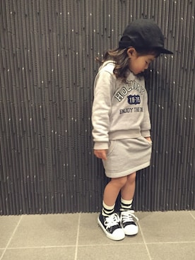 「AZUL by moussy（アズールバイマウジー）のアイテム（ワンピース/ドレス）」を使った、yunさん（キッズ・90cm）の春コーディネート