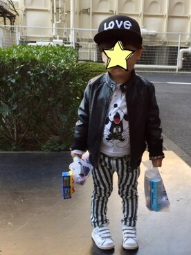 「Right-on KIDS（ライトオンキッズ）のアイテム（Tシャツ/カットソー、ホワイト系）」を使った、k.CLOSETさん（キッズ・100cm）の春コーディネート