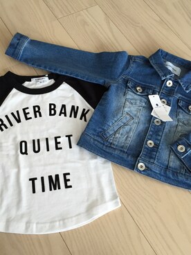「ラグランTシャツ」｜「アイテム（デニムジャケット）」を使った、k.CLOSETさん（キッズ・100cm）の春コーディネート