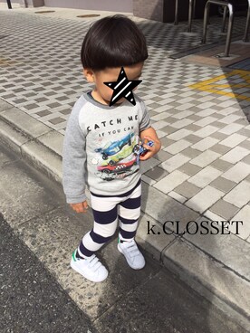 「ZARA KIDSのアイテム（スウェット、グレー系）」を使った、k.CLOSETさん（キッズ・100cm）の春コーディネート