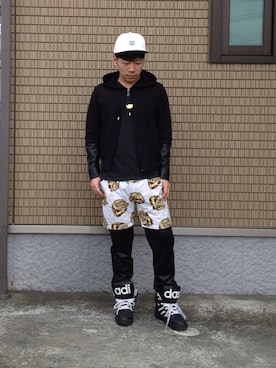 「BEAMS PLUS（ビームスプラス）のアイテム（Tシャツ/カットソー）」を使った、SHOOHSさん（メンズ・166cm）の秋コーディネート