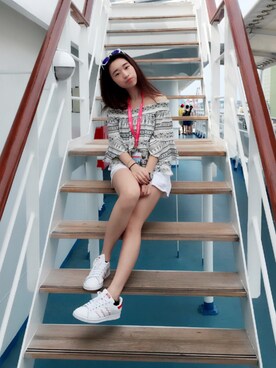 Ting Chenさんのコーディネート