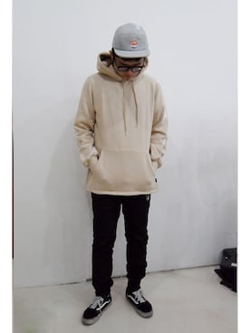 「gray」｜「アイテム（その他）」を使った、romanticcrownさん（メンズ・185cm）の冬コーディネート
