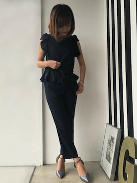 「ドレス」｜「アイテム（サロペット/オーバーオール）」を使った、GIRL_staffさん（レディース・154cm）の冬コーディネート
