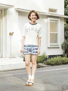 「ボタニカル」｜「アイテム（レッグウェア）」を使った、Let's get SWEAT SHIRT（WOMEN）さん（レディース・164cm）の春コーディネート