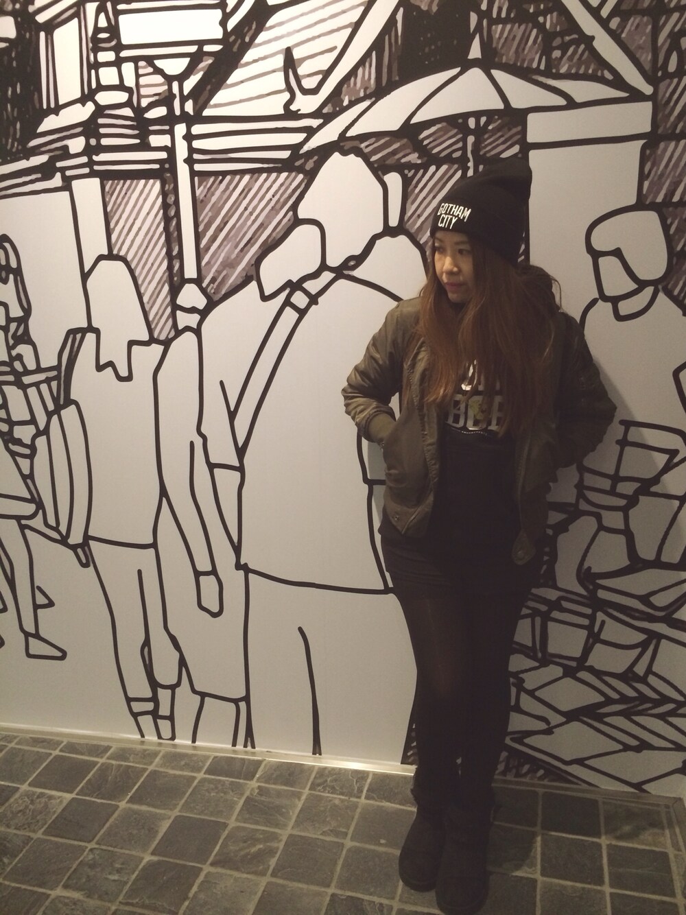 「BATMAN、beanie、streetfashion、street、boots、snapback」｜「B-SIDEのBATMAN 75th Anni. - GOTHAM CITY（ニットキャップ/ビーニー、ブラック系）」を使った、d*さん（レディース・160cm）の冬コーディネートの1枚目の写真
