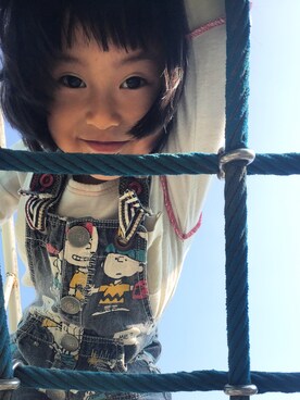 「BOOFOOWOO」｜「アイテム（サロペット/オーバーオール）」を使った、Hiroko Nishimuraさん（キッズ・100cm）の秋コーディネート